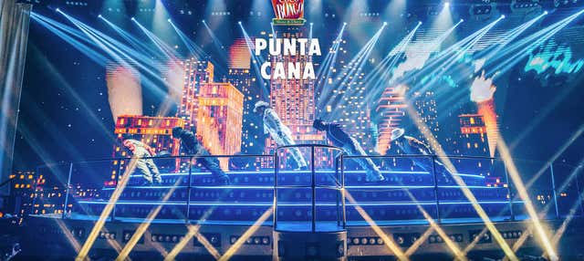 Festa alla discoteca Coco Bongo Punta Cana