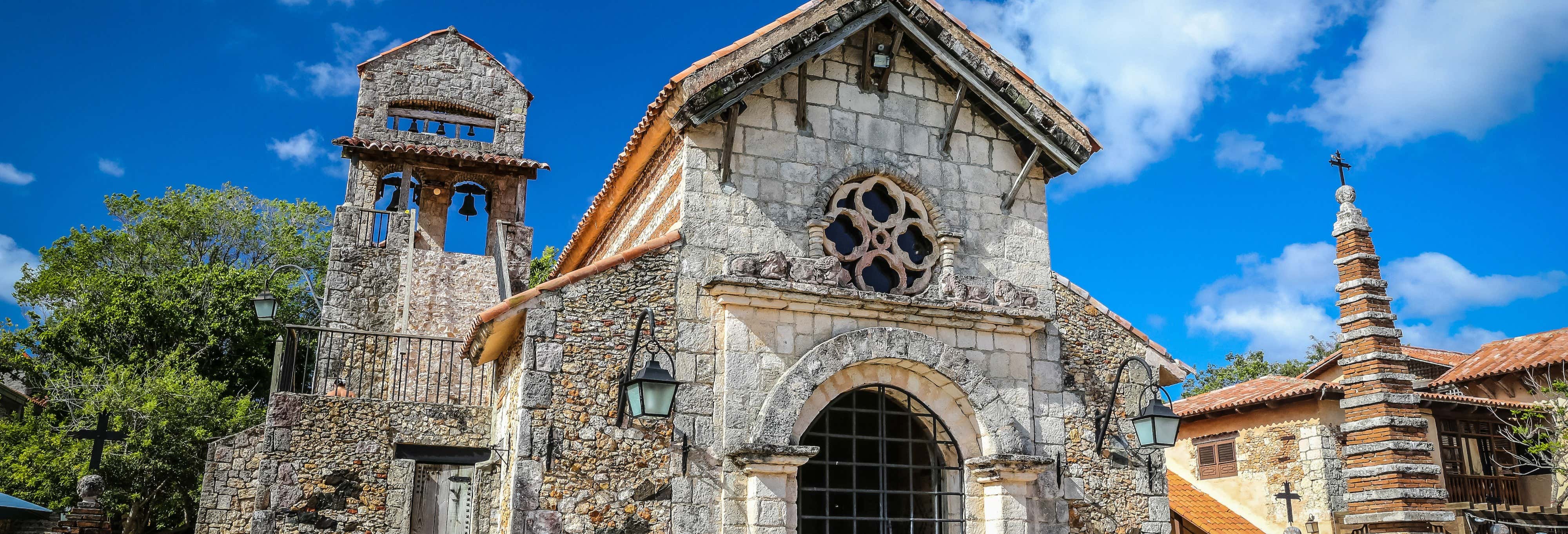 Fabbrica Barceló, Cueva de las Maravillas e Altos de Chavón