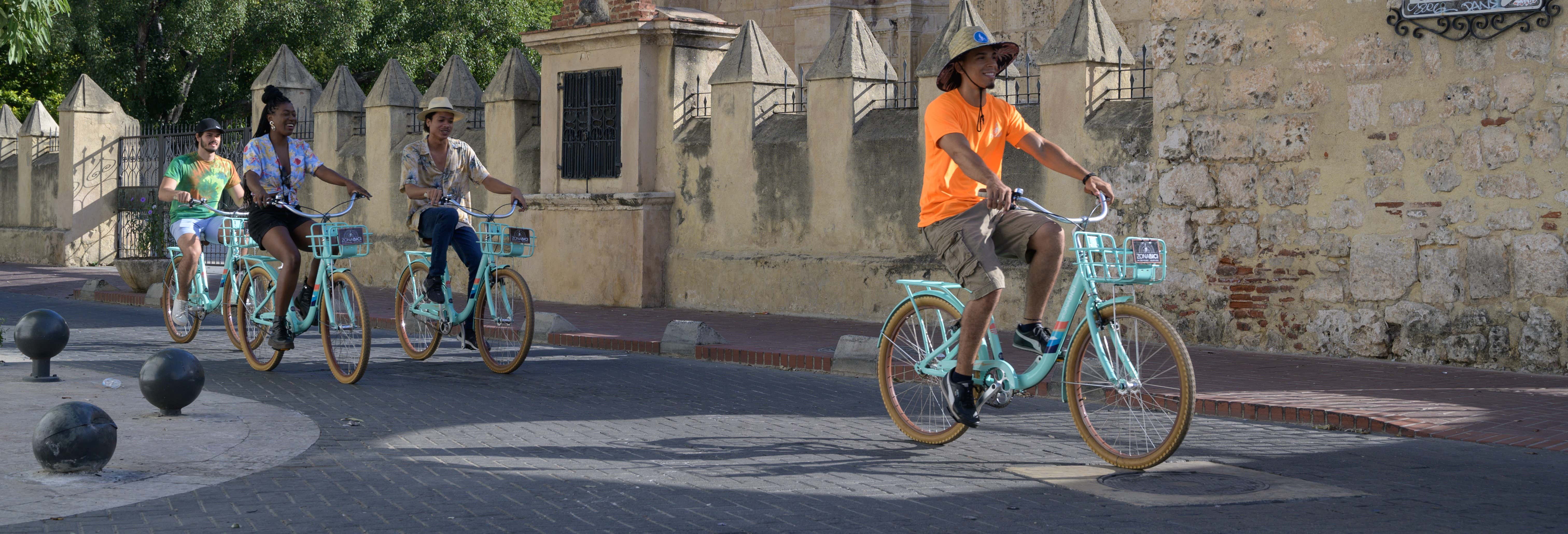 Colonial Zone Neighborhood Bicycle Tour