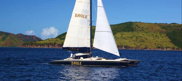 Giro in catamarano con snorkeling al tramonto