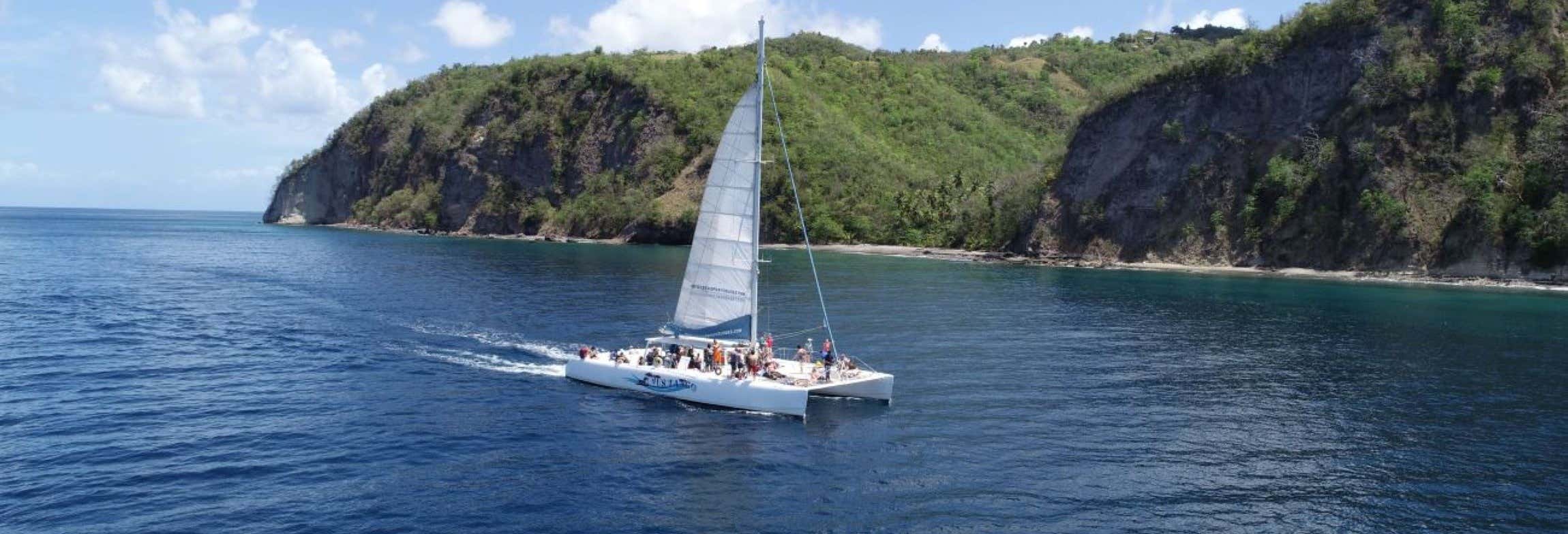 Escursione alla baia di Soufrière in barca