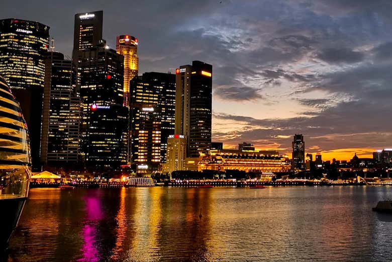 Singapore Sunset Scooter Tour