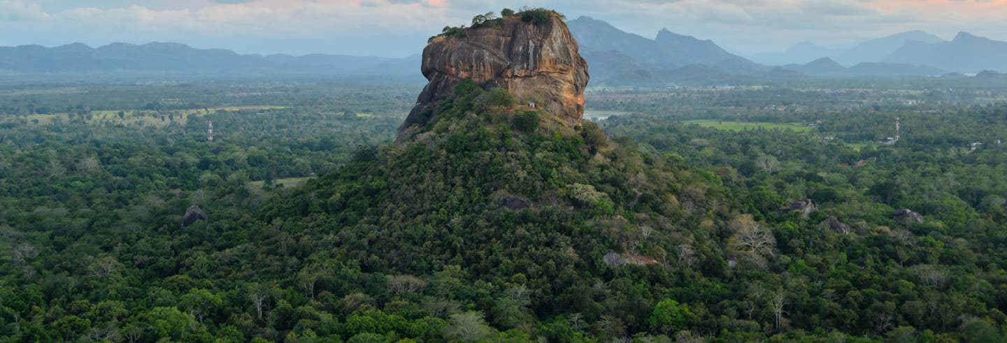 Escursione privata a Sigiriya e Dambulla