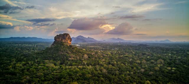 Tour privato di Sigiriya e Hiriwadunna