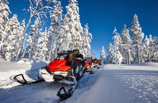 Paseo en moto de nieve por Kiruna