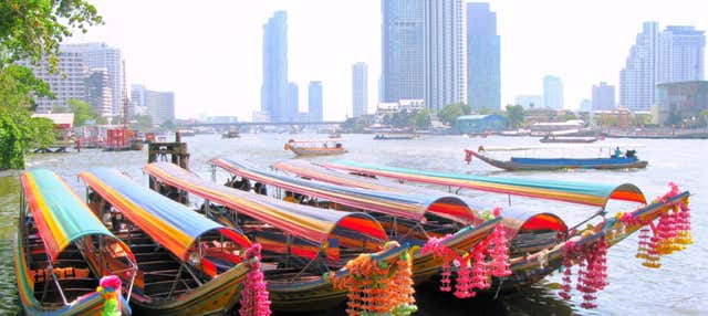 Giro in barca sul fiume Chao Phraya