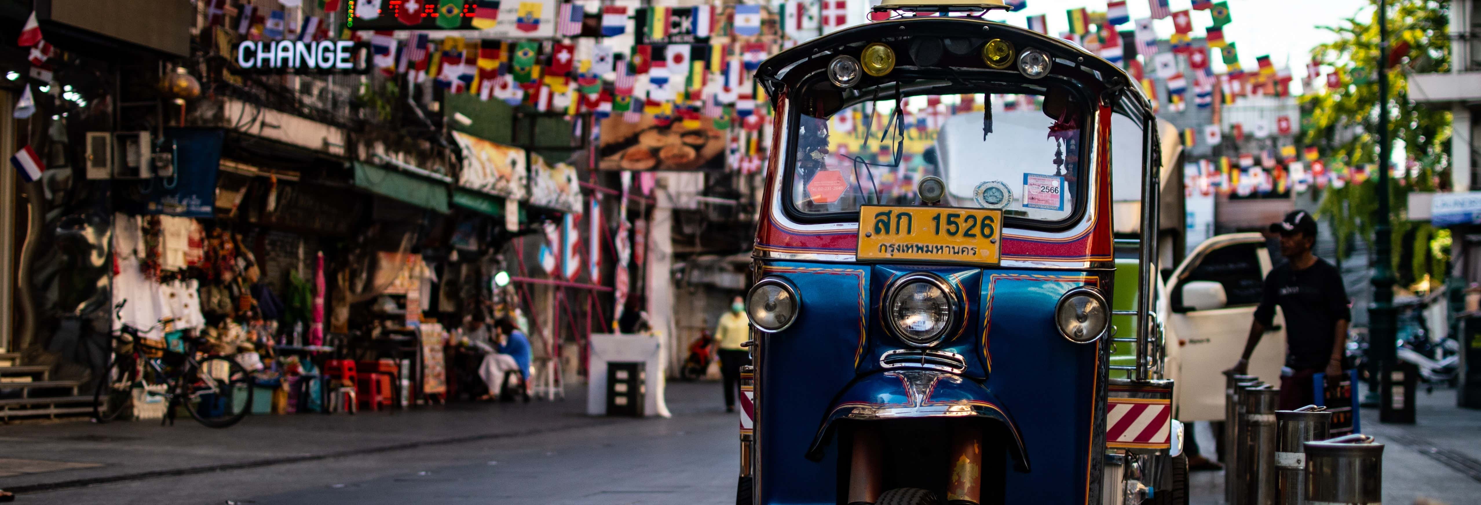 Tour nocturno por Bangkok con visita al Mercado de las Flores