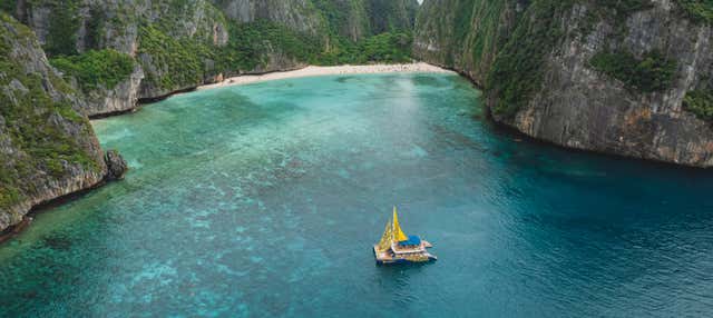 Escursione alle isole Phi Phi in catamarano