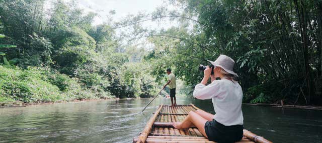 Tour del fiume Song Phreak in zattera di bambù