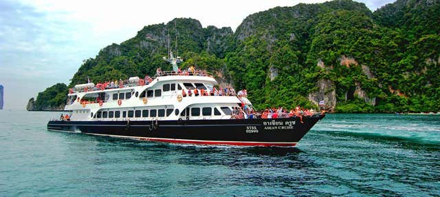 Giro in barca alle isole Phi Phi