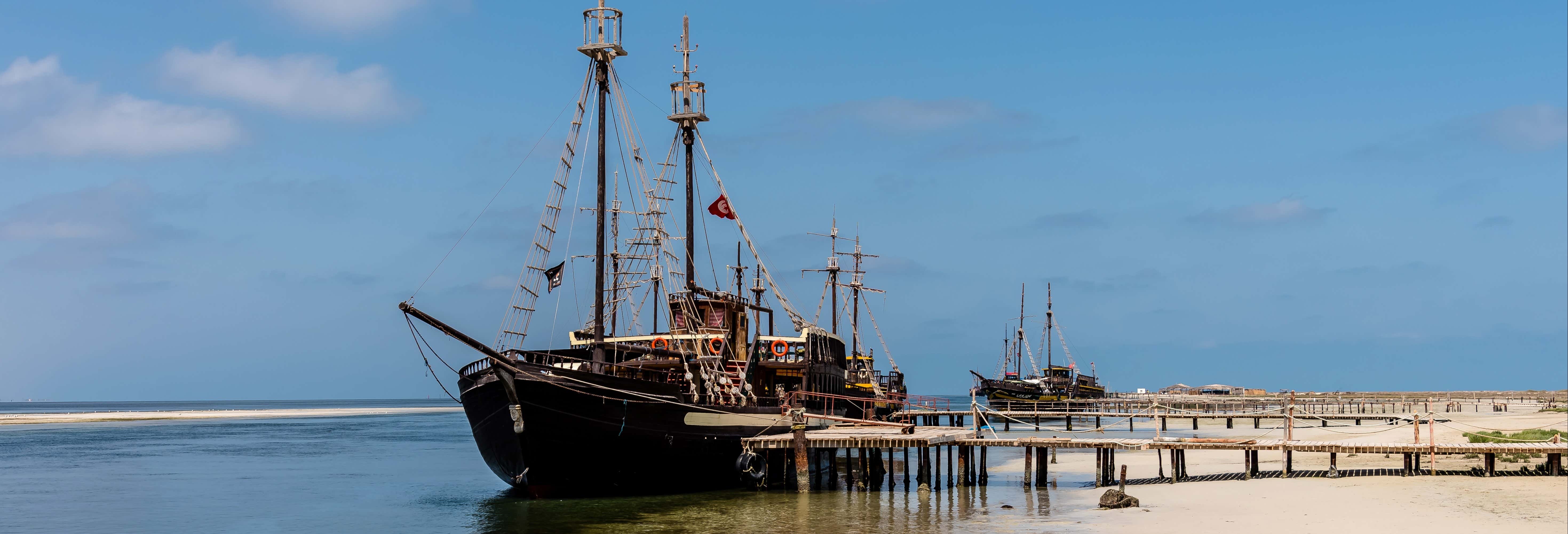 Giro in barca pirata a Flamingo Island