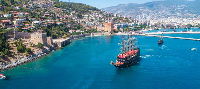 Giro in nave pirata ad Alanya