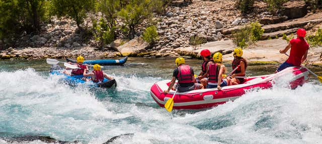 Rafting e discesa in corda doppia nel Canyon Koprulu