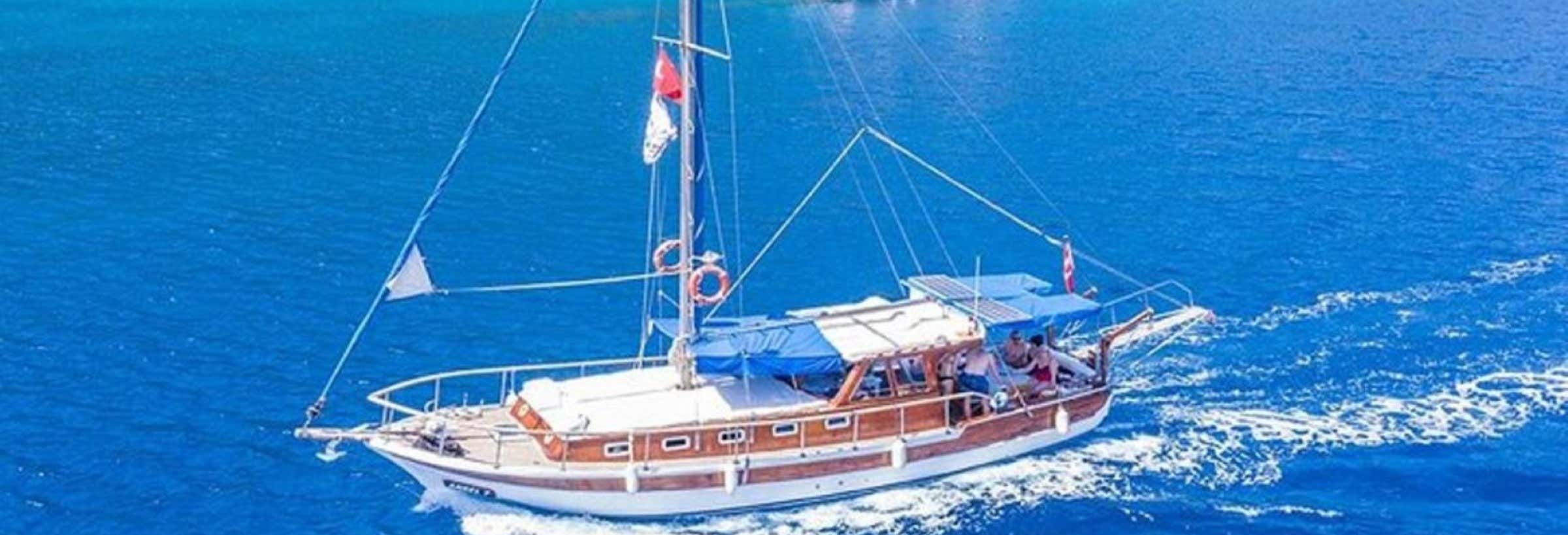 Giro in barca all'isola di Orak, German Bay e Red Nose