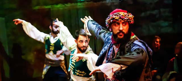 Spettacolo di musica e balli tradizionali