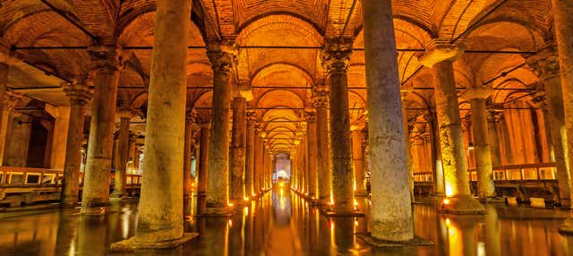 Tour della Cisterna Basilica
