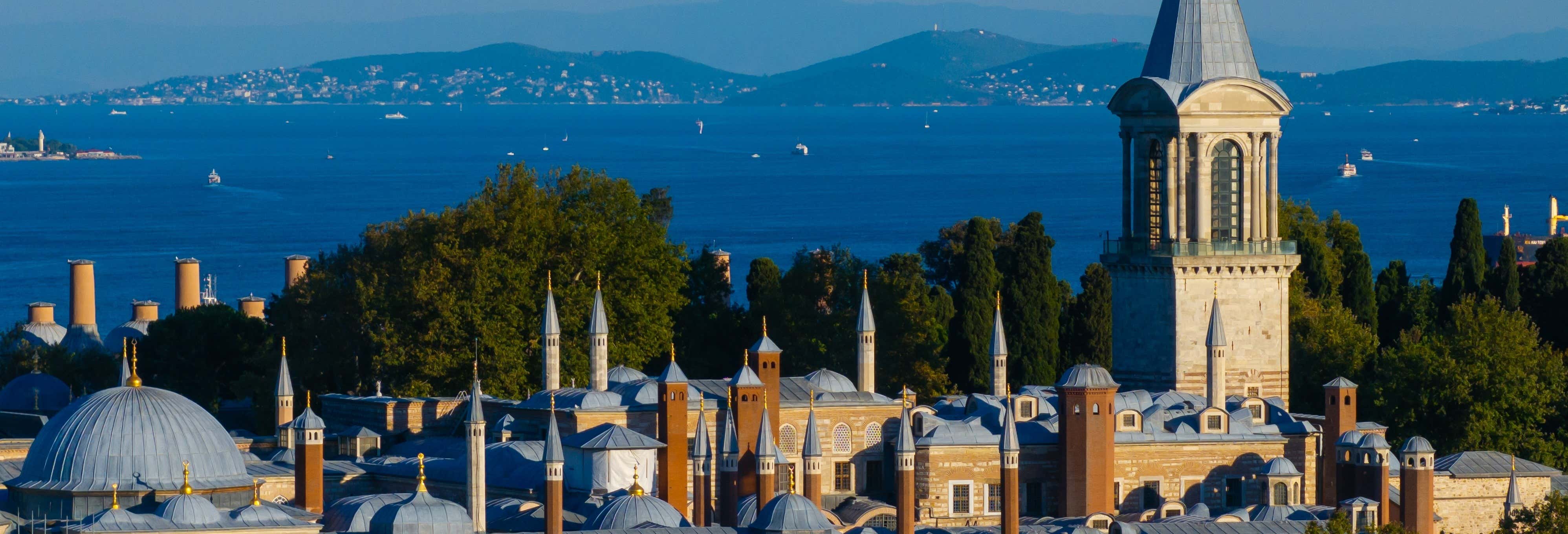 Visita guiada por el Palacio de Topkapi con acceso al harén + Iglesia de Santa Irene