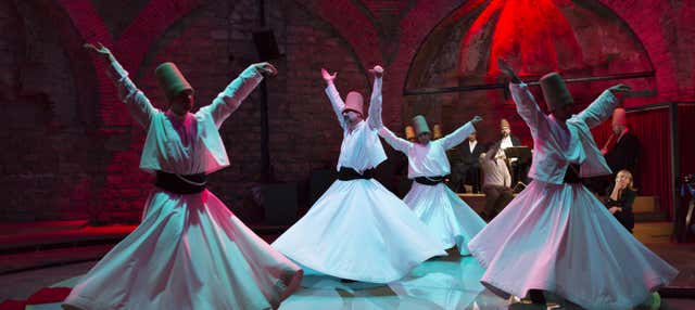 Cena con spettacolo folcloristico a Marmaris