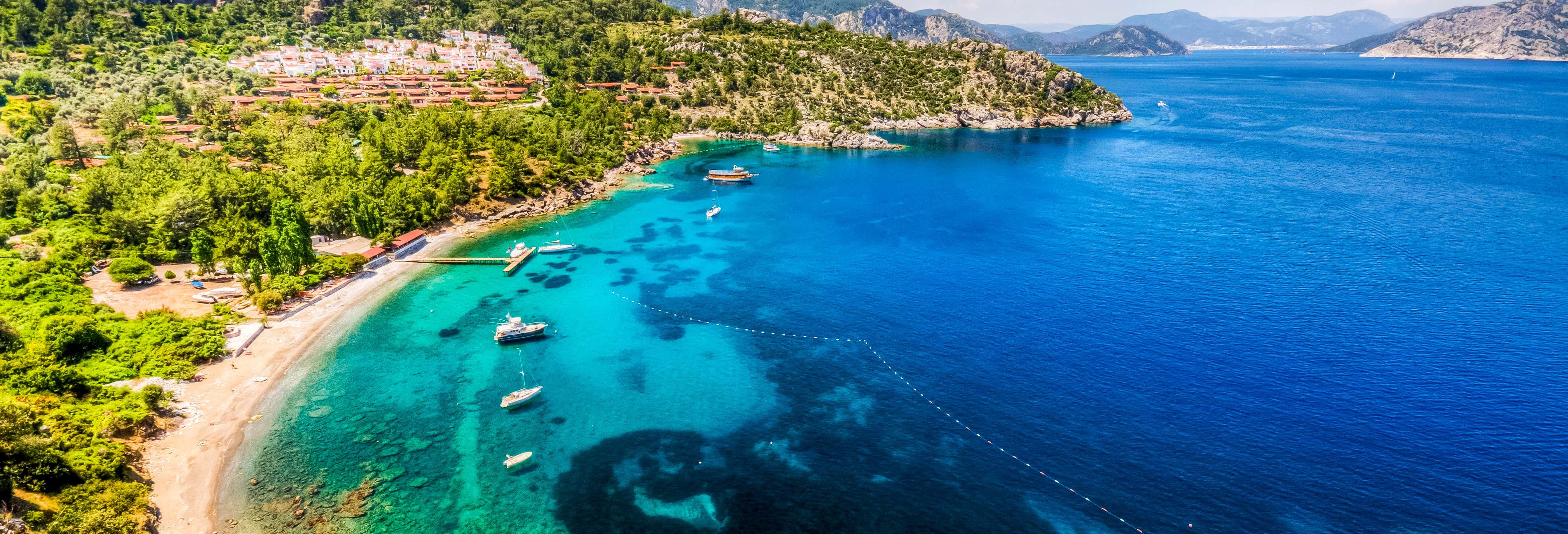 Giro in barca per le isole dell'Egeo