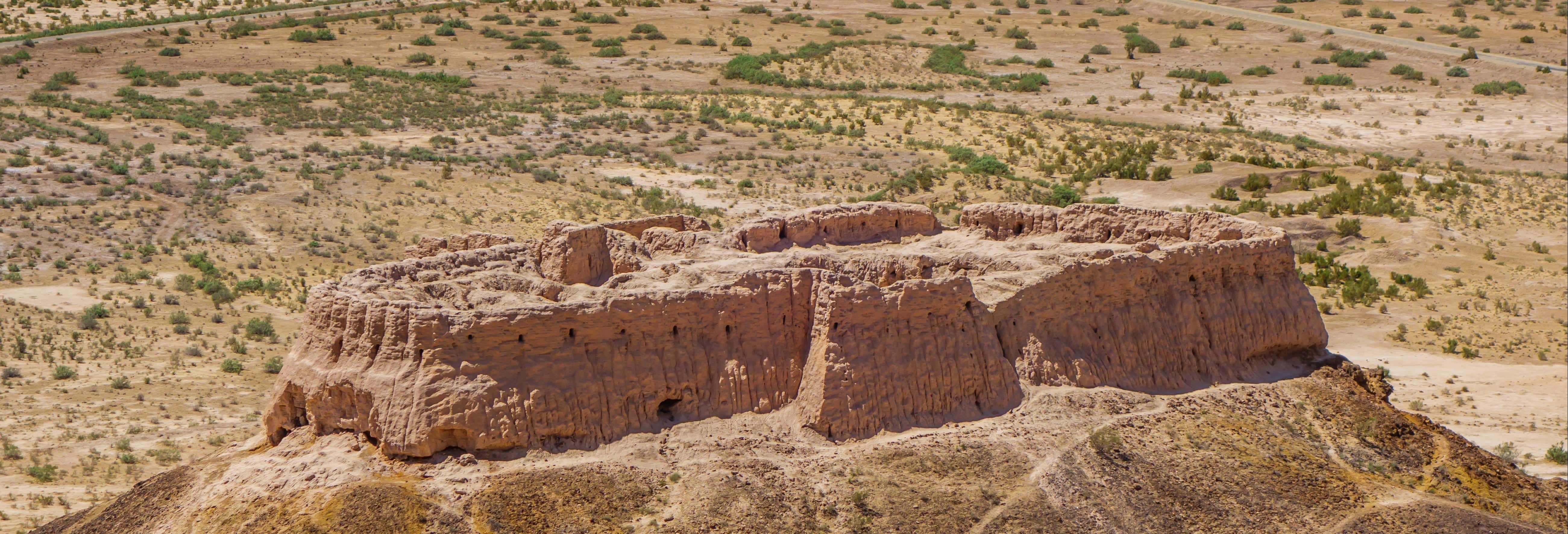 Escursione privata alle fortezze del deserto di Kyzyl Kum