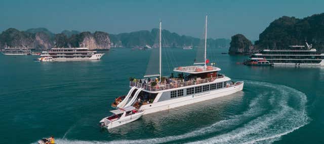 Crociera nella baia di Lan Ha