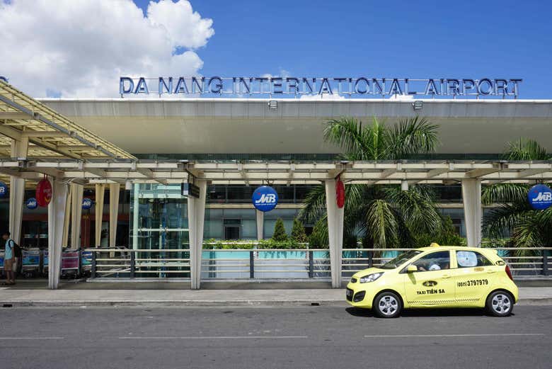 Da Nang Hoi An Airport Shuttle Bus Book at Da Nang Hoi An Airport Shuttle Bus Book at