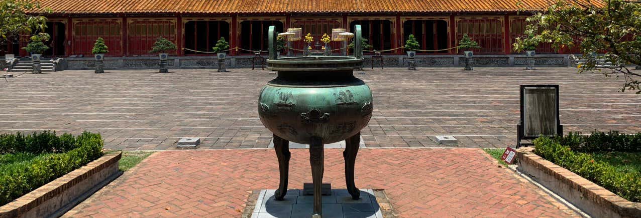 Tour di Hue e Thuy Bieu in bici