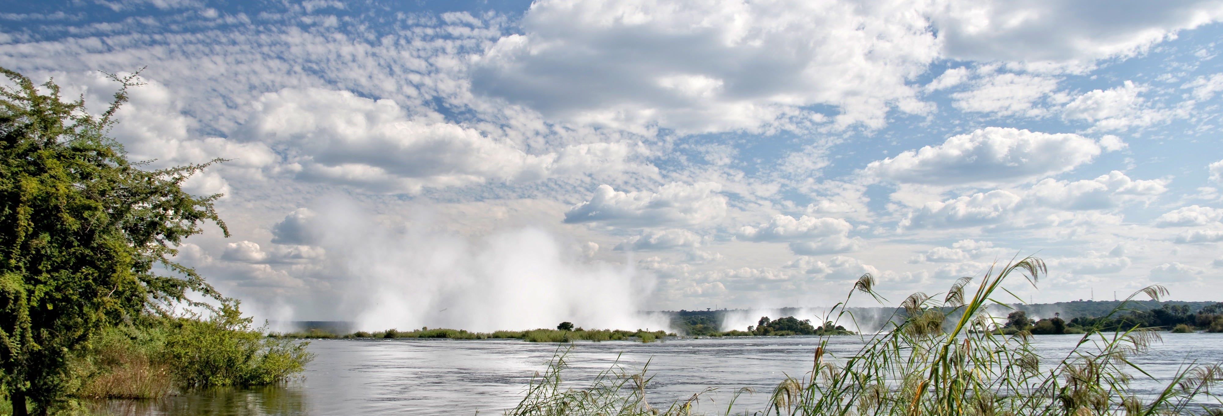 Rafting on the Zambezi river from Livingstone